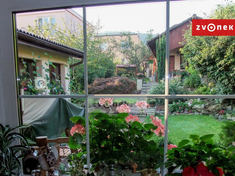 Prodej RD Malenovice, s garáží a zahradním domkem
