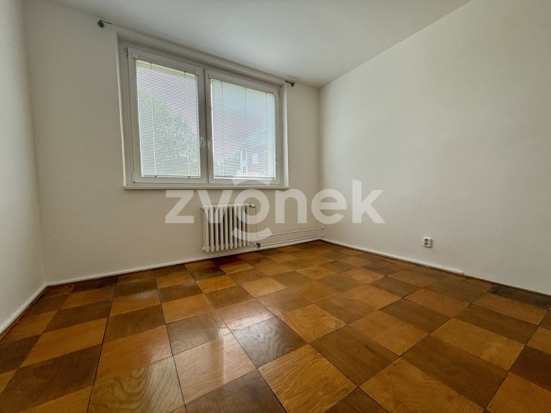 Pronájem bytu 2+1 60 m², Zlín - Prštné