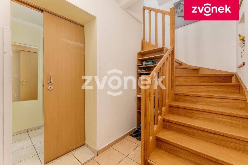 Prodej rodinného domu 250 m², Velké Karlovice