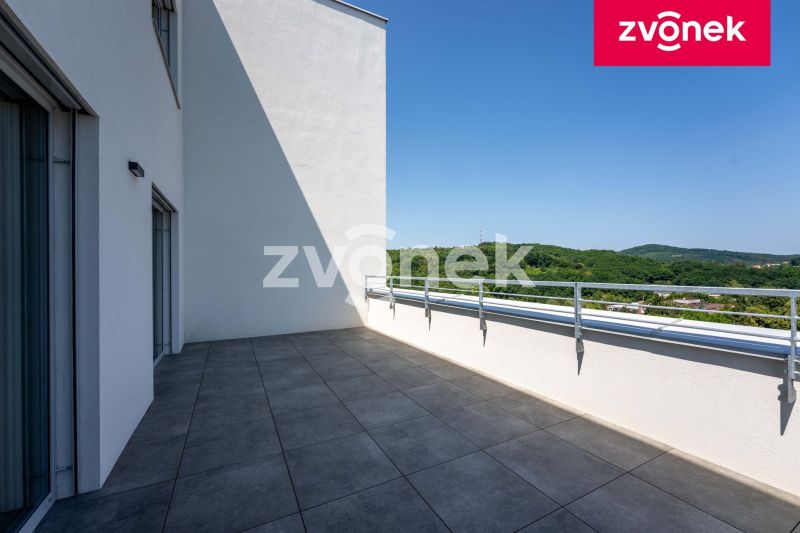 Prodej bytu 4+1 198 m², Zlín