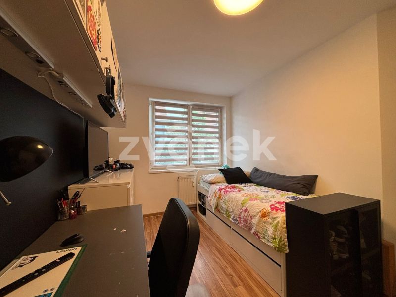 Prodej bytu 2+1 56 m², centrum Otrokovic, Hložkova