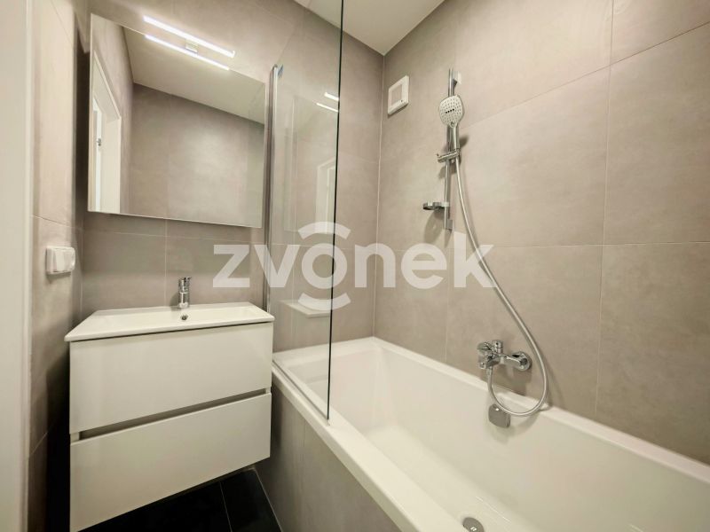 Pronájem bytu 3+1 68 m², Zlín