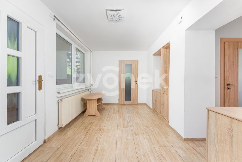 Prodej rodinného domu 258 m², Všemina