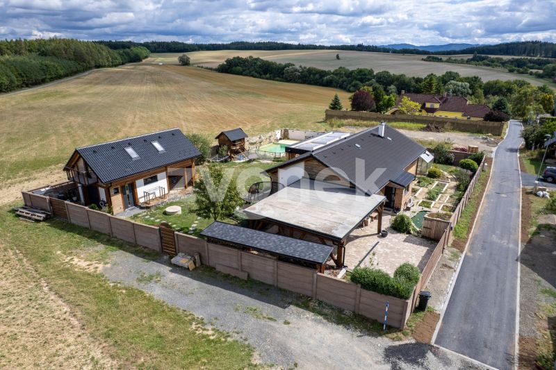 Prodej rodinného domu 4+kk, 191 m², Zádveřice-Raková