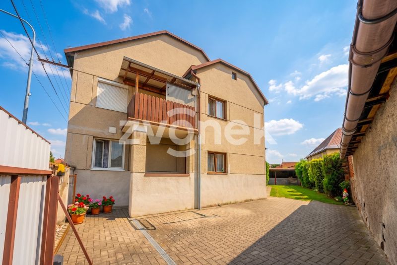 Prodej rodinného domu 220 m², Břest