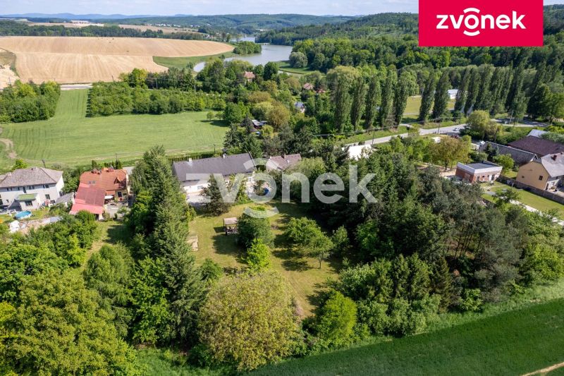 Prodej rodinného domu 400 m², Fryšták - Dolní Ves