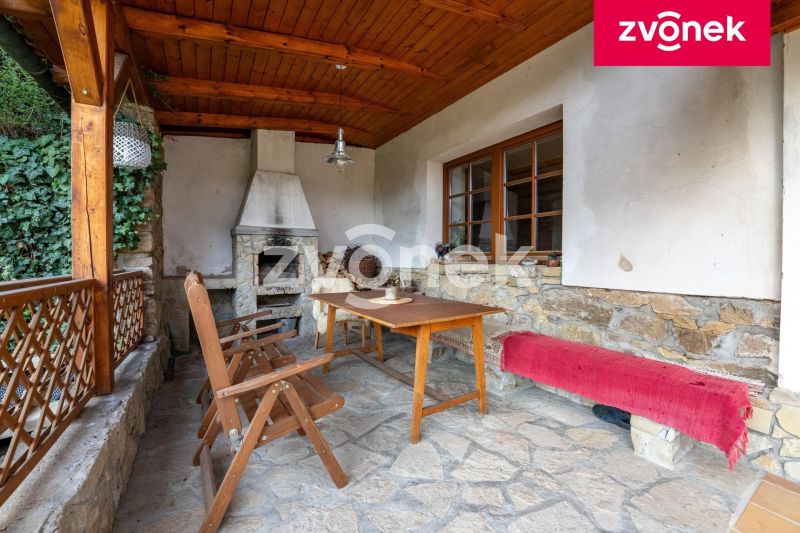 Prodej rodinného domu 312 m², Hvozdná