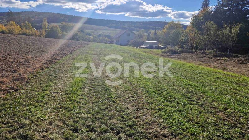 Prodej stavebního pozemku 2 007 m², Pitín