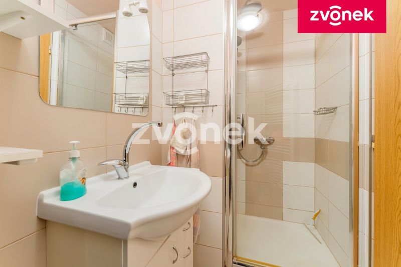 Prodej rodinného domu 250 m², Velké Karlovice