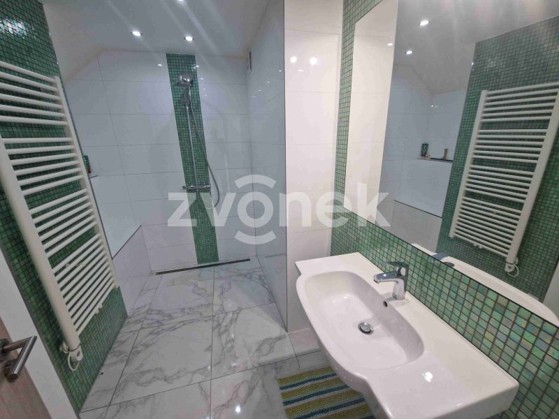 Prodej rodinného domu 3+1, Zlechov