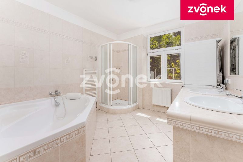 Prodej rodinného domu 207 m², Březnice