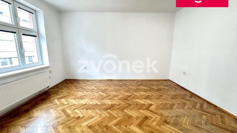 Pronájem bytu 3+1 v centru Zlína, ul. Soudní ( Náměstí Míru )