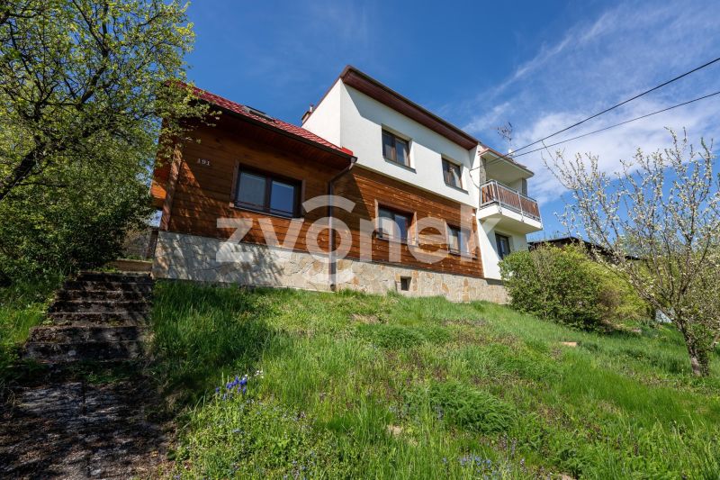 Prodej rodinného domu 258 m², Všemina