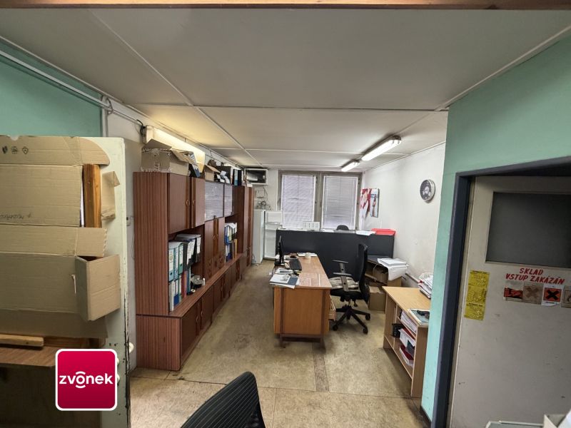 Pronájem dílny 188 m² se skladem a kanceláří – Slavičín