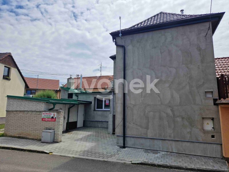 Prodej rodinného domu 3+1, Zlechov