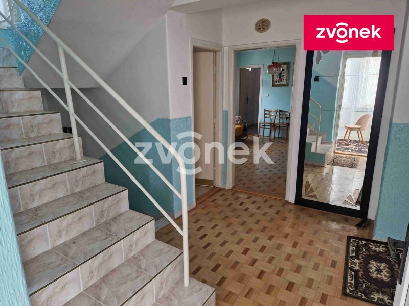 Prodej rodinného domu 360 m², Břestek