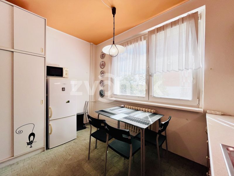 Pronájem bytu 1+1, 34 m², ul. Dětská, Zlín – Jižní Svahy
