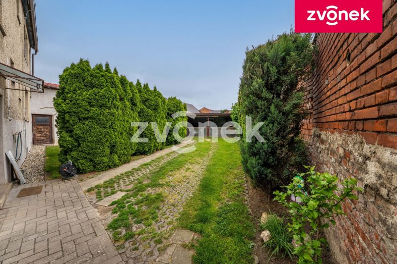 Prodej rodinného domu 220 m², Břest