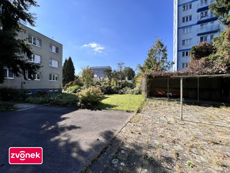 Pronájem vybaveného bytu 2+1 s balkonem – Zlín, ulice Sokolská