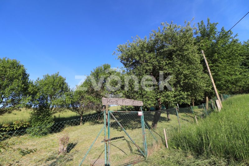 Prodej chalupy s velkými pozemky Kochavec, Štítná nad Vláří