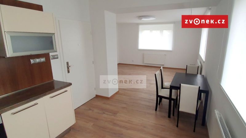 Pronájem bytu 2+1 75 m², Zlín - Kostelec