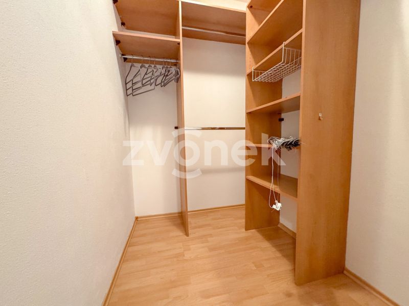 1+kk Zlín - Březnická, velká terasa, ihned