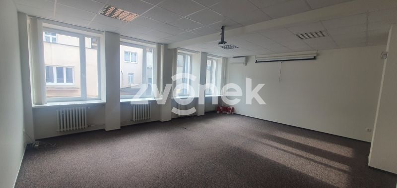 Pronájem kanceláře 59 m², Zlín