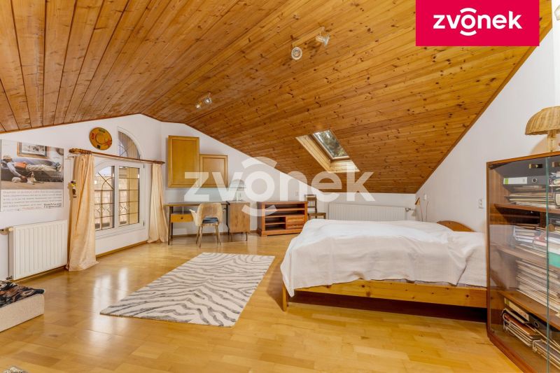 Prodej rodinného domu 180 m², Pozlovice