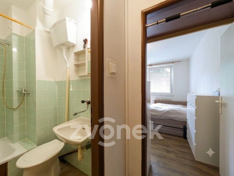 Prodej bytu 1+kk 22 m², Vsetín
