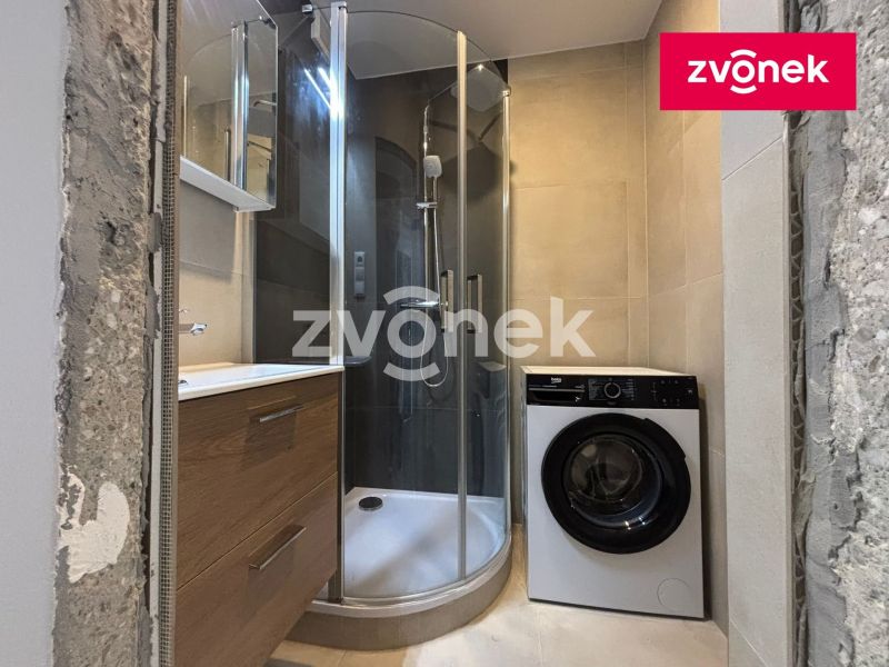 Pronájem bytu 2+1 56 m², Zlín - Malenovice