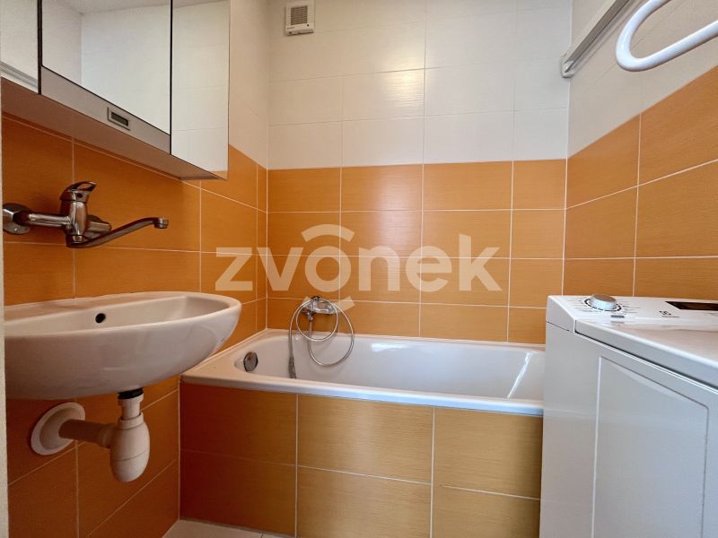 Pronájem bytu 3+1 68 m², Otrokovice - Kvítkovice