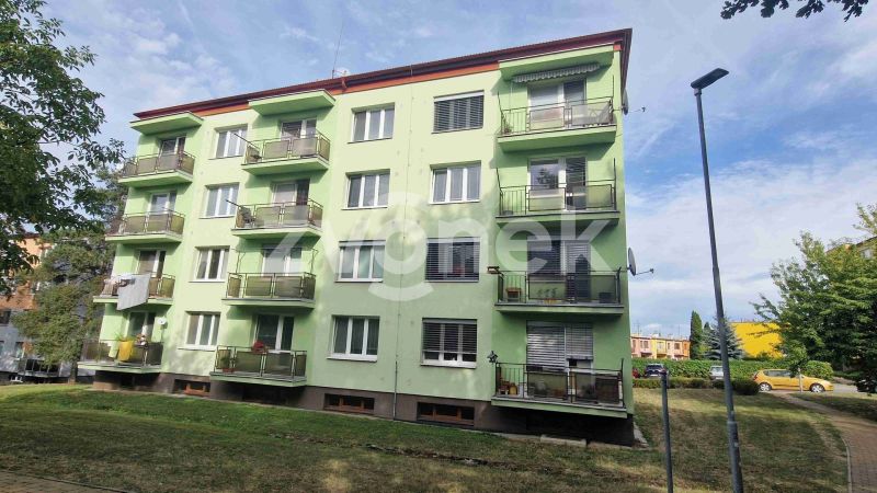 Pronájem bytu 2+1 po rekonstrukci, sídliště Kopánky, Staré Město