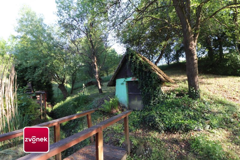 Prodej chalupy s velkými pozemky Kochavec, Štítná nad Vláří
