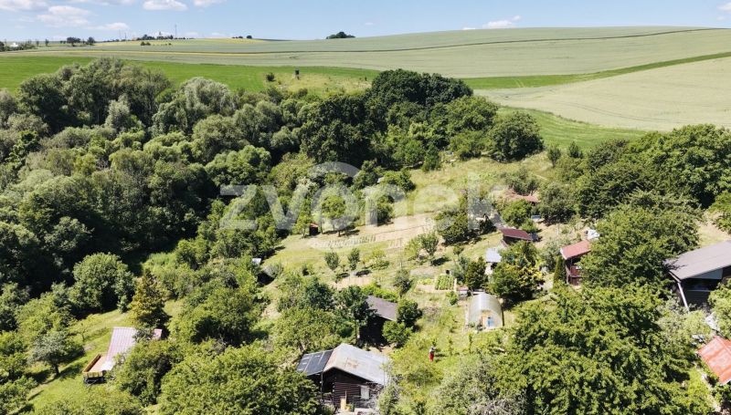 Prodej chatky se zahradou 351 m², Napajedla