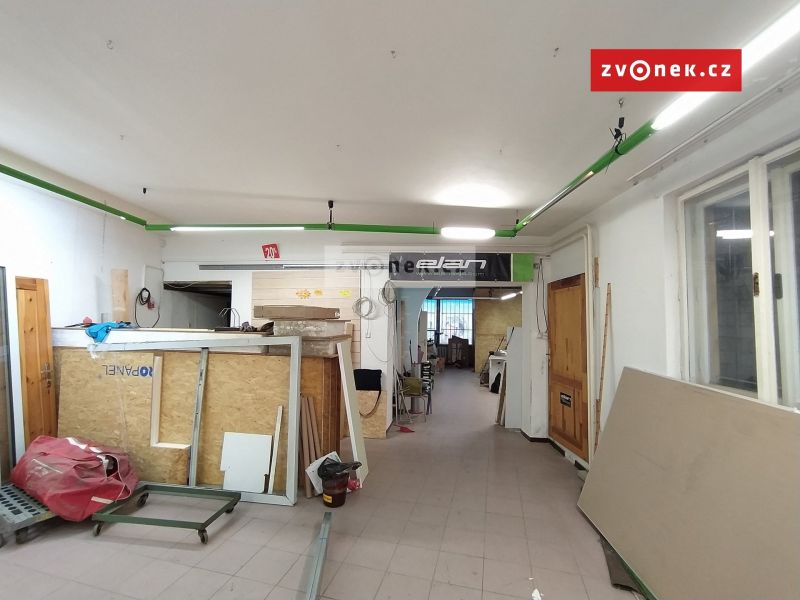 Pronájem obchodního prostoru 140 m², Napajedla