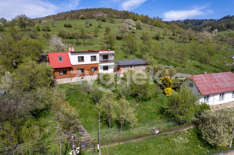 Prodej rodinného domu 258 m², Všemina