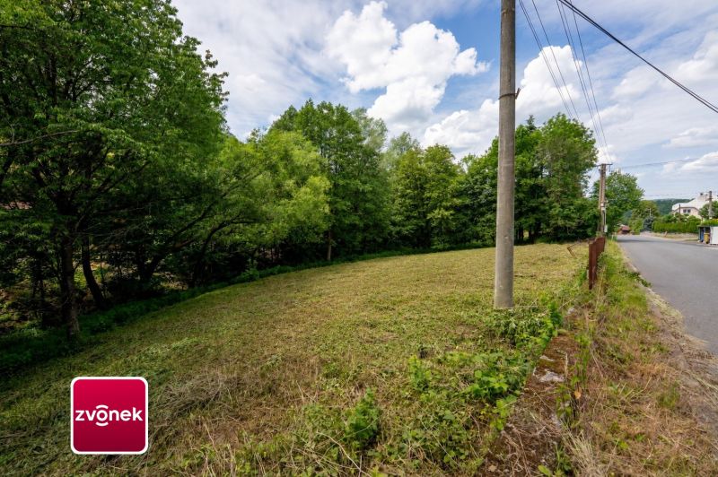 Prodej stavebního pozemku 800 m², Ublo