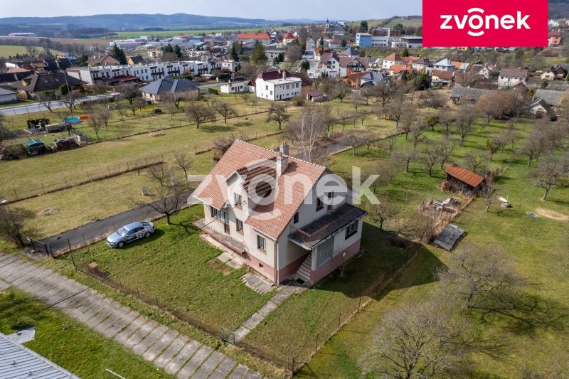 Prodej rodinného domu 250 m², Lukov