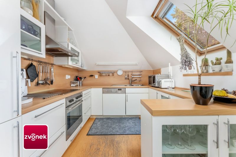 Nadstandardní byt 5+kk 121 m², Zlín