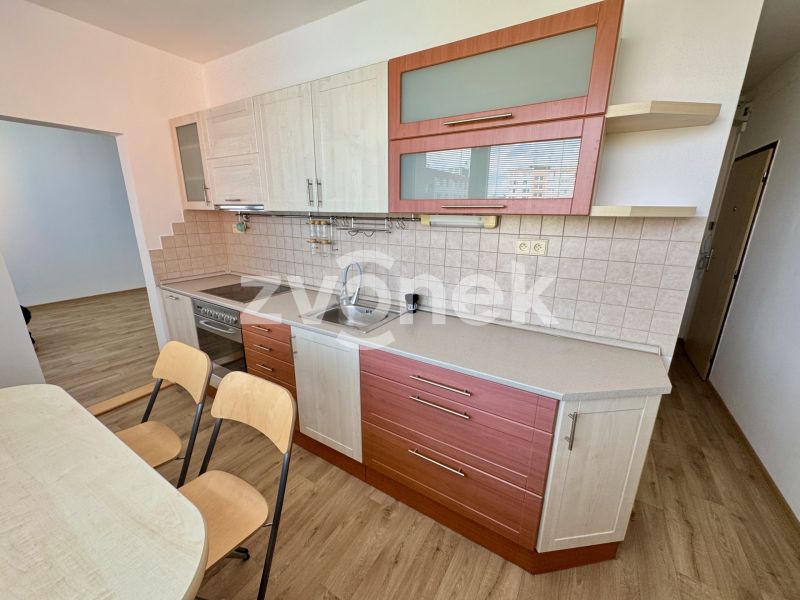 Pronájem bytu 3+1 68 m², Zlín - Jižní Svahy