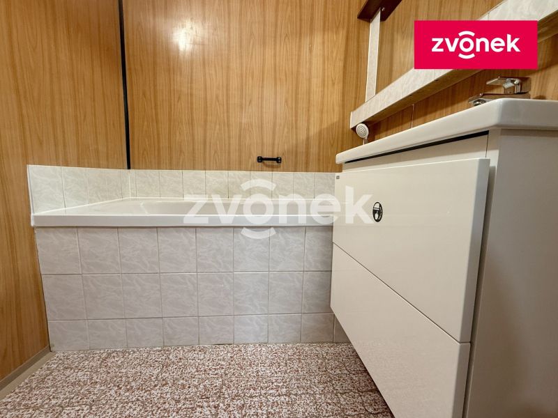 Pronájem bytu 4+1 90 m², Otrokovice