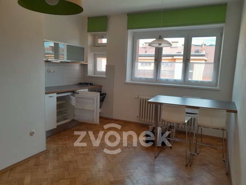 Pronájem bytu 2+kk 42 m², Vsetín
