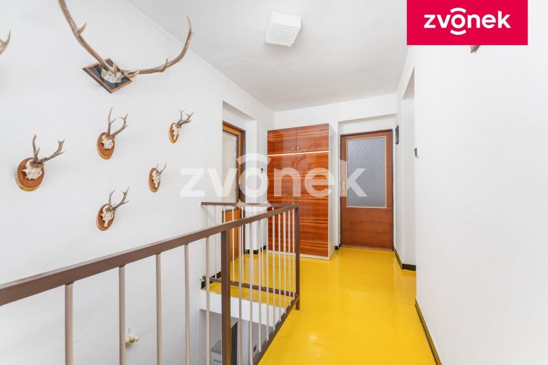 Prodej rodinného domu 300 m², Ublo