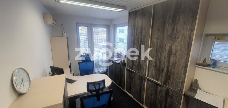Pronájem kanceláře 28 m², Zlín