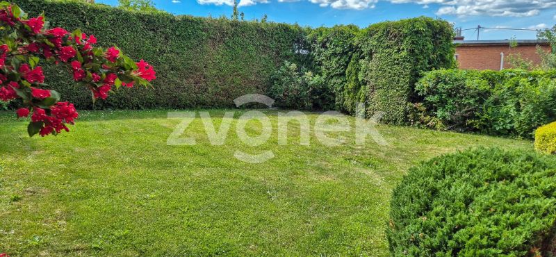 Pronájem rodinného domu 200 m², Zlín