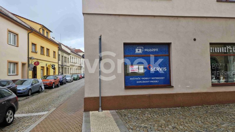 Pronájem lukrativního komerčního prostoru v centru Uh. Hradiště