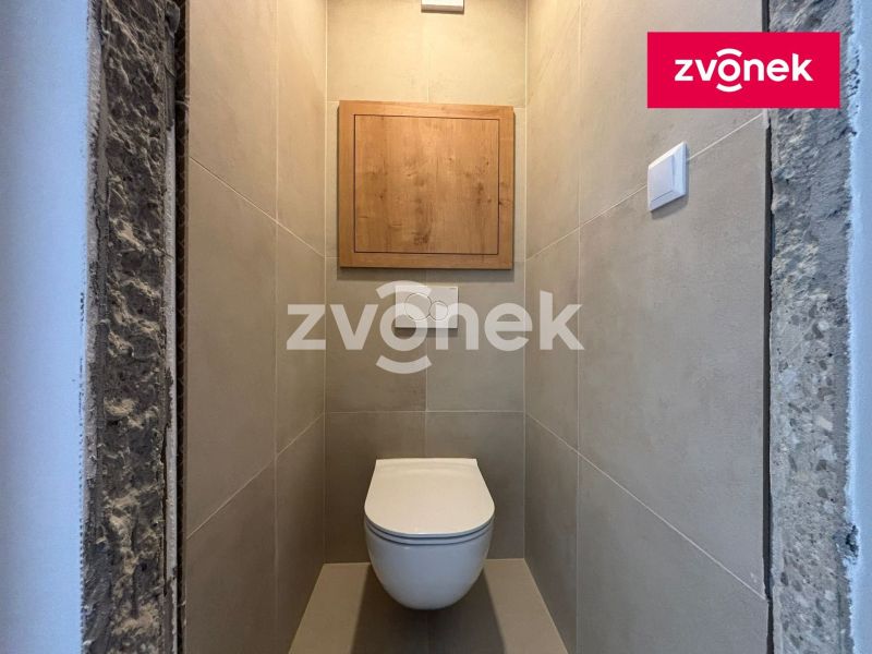 Pronájem bytu 2+1 56 m², Zlín - Malenovice