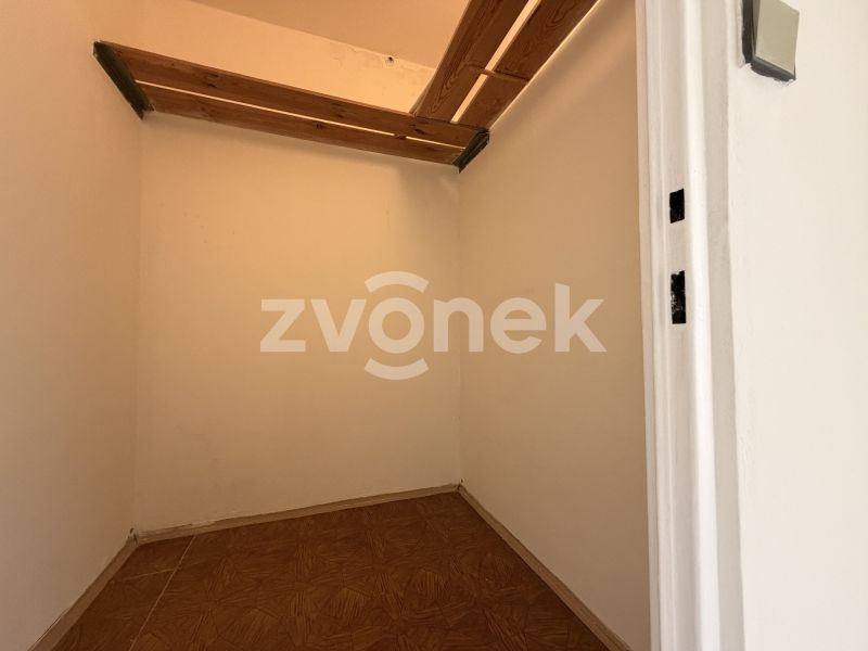 Pronájem prostorného bytu 2+1, 60 m², Zlín – Kúty