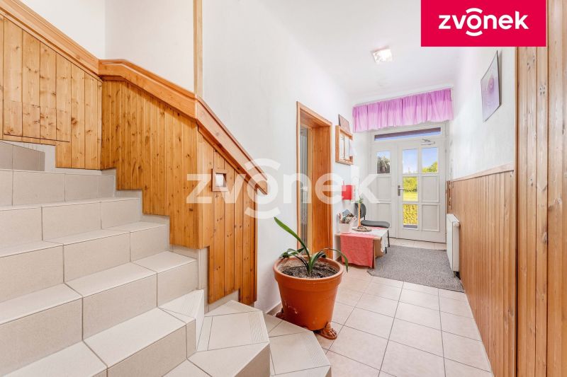 Prodej komerčního pozemku 4 200 m², Fryšták - Dolní Ves