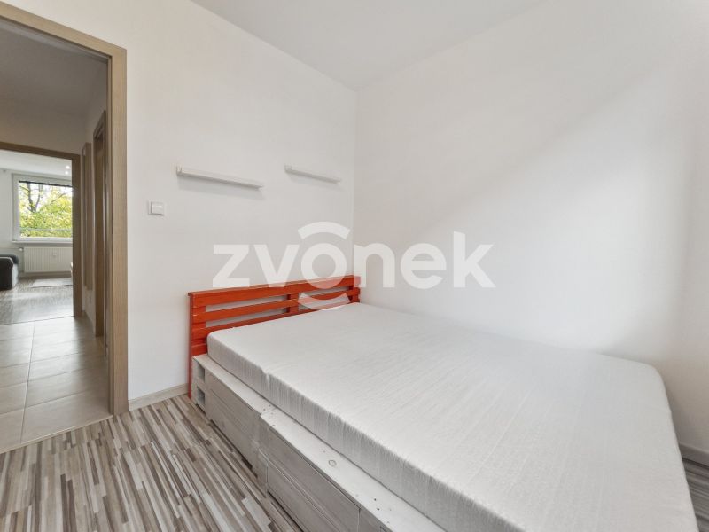 Pronájem bytu 2+kk 34 m², Zlín